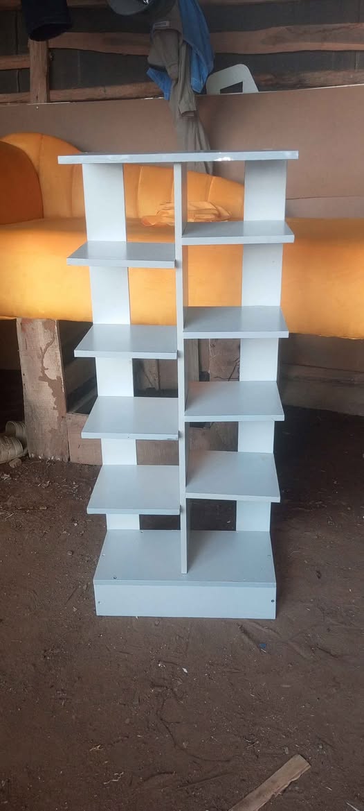 A picture of Shoe rack