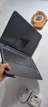 A picture of HP SLIM 250 HDD 500GB RAM 4GB WiFi Bettery 4hrs