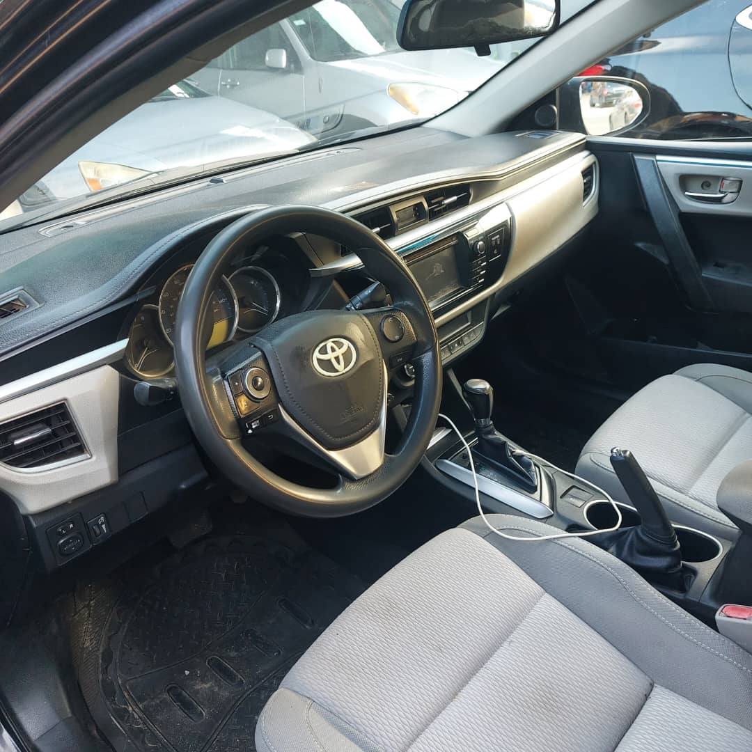 A picture of Toyota corollla 2015 registered Call 07089934099