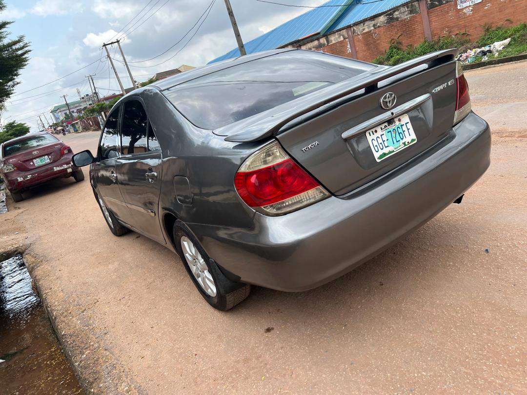 A picture of Toks standard 2004 registered Toyota Camry