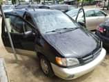 A picture of 2000 model Toyota sienna tokumbo Location Amuwo Odofin festac Lagos