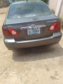 A picture of Corolla 2004