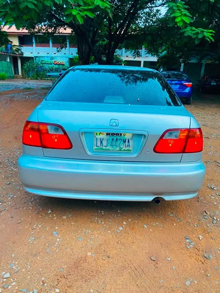 A picture of DISTRESS SALE CLEAN USED HONDA CIVIC 2000 MODEL UNTEMPER ENGINE