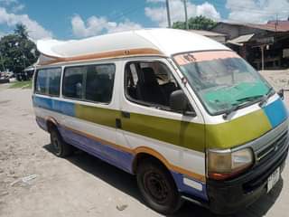 A picture of Toyota hiace inauzwa m 8