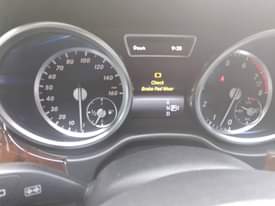 A picture of 2014 model WHITE GLS 450