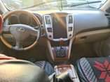 A picture of Registered 2004 2005 Rx330 full option