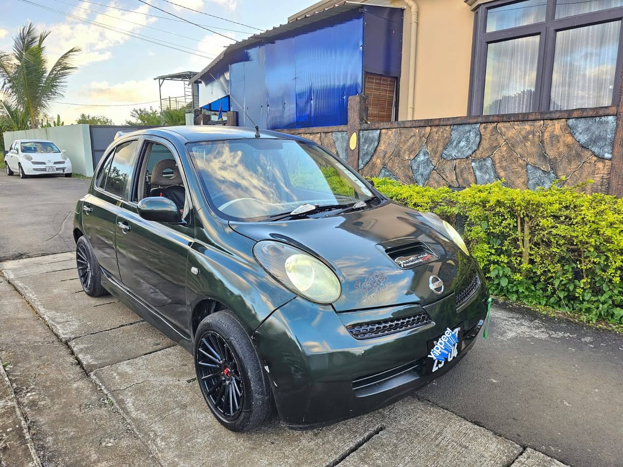 used nissan march