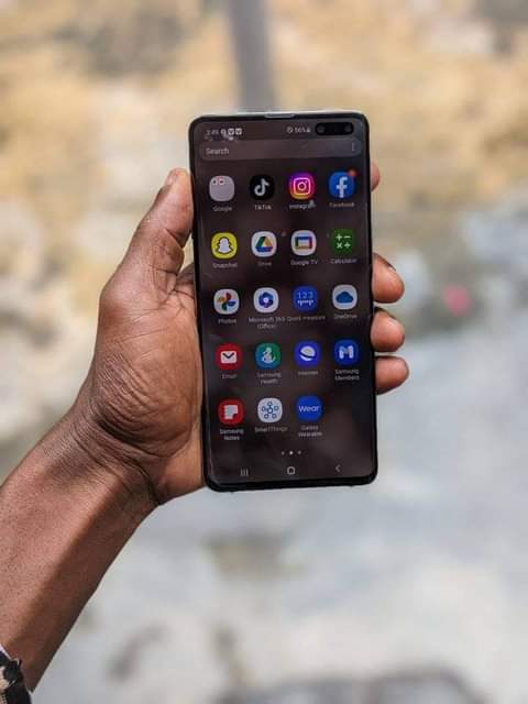 A picture of Samsung S10 5G