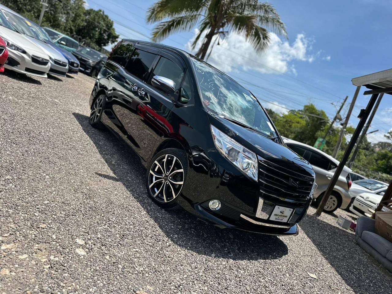 used toyota noah