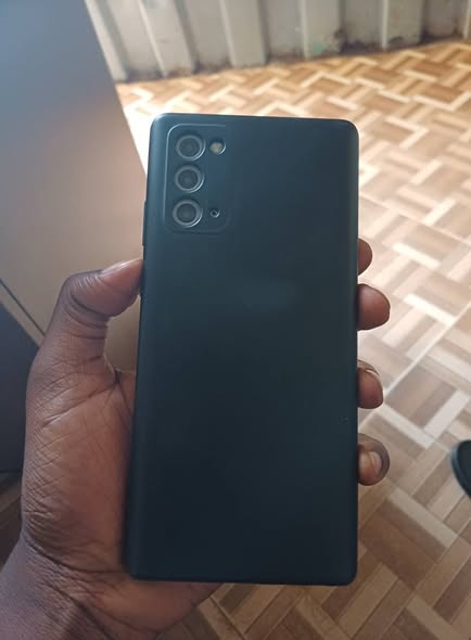 A picture of Samsung galaxy Note 20 256gb Duos