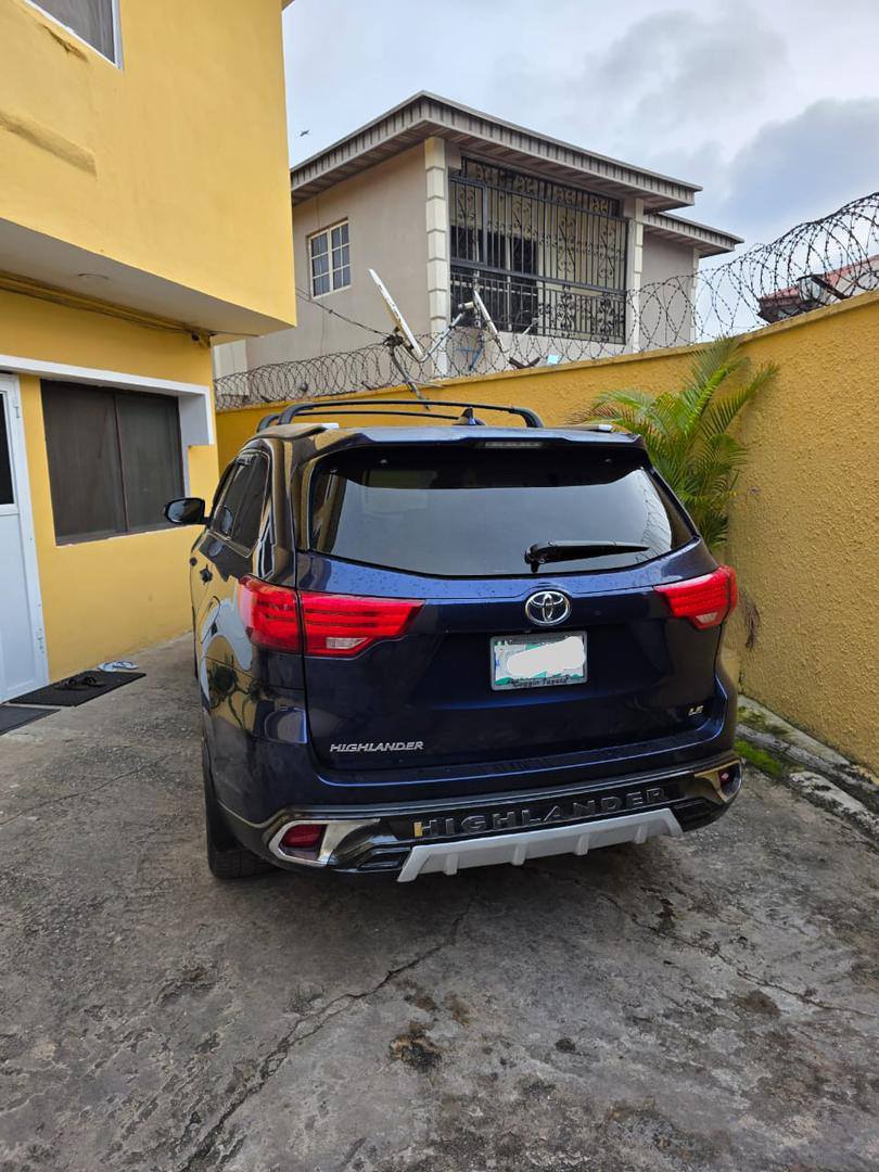 A picture of 2015 Toyota Highlander LE Kitted To 2018 Reg For Sale