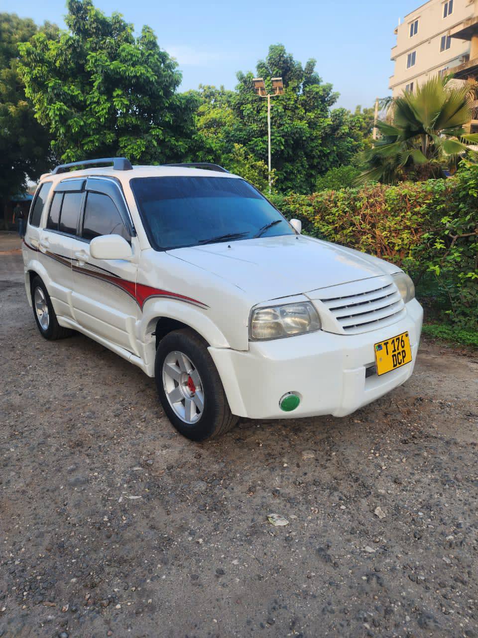 A picture of Suzuki grand