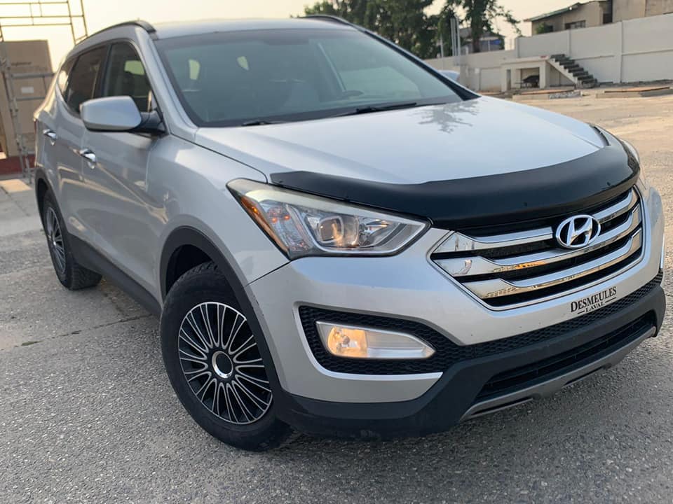 A picture of 2015 HYUNDAI SANTA FE toks 100 accident free first body