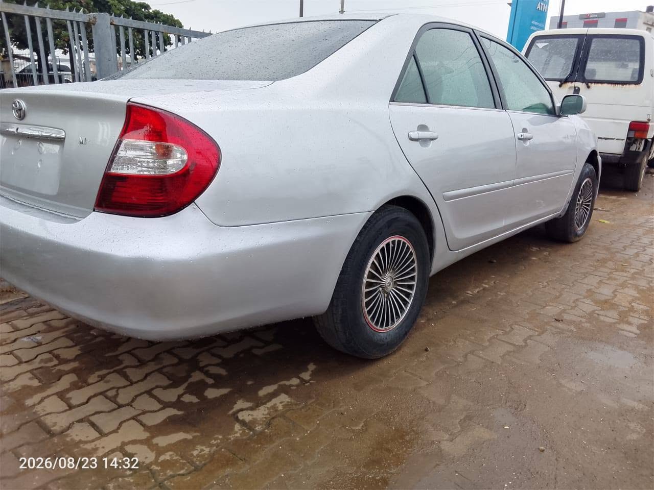 A picture of Toyota Bigdad 2004 Clean Register