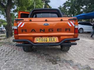 A picture of Ford Ranger 2002
