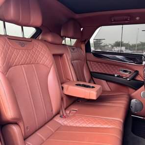 A picture of 2019 Bentley Bentayga Price 155M Location Abuja 08160229978