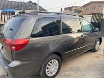 A picture of Toyota sienna 05 model painted on first body everything is