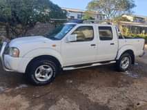used nissan hardbody