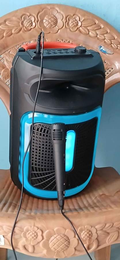 speakers