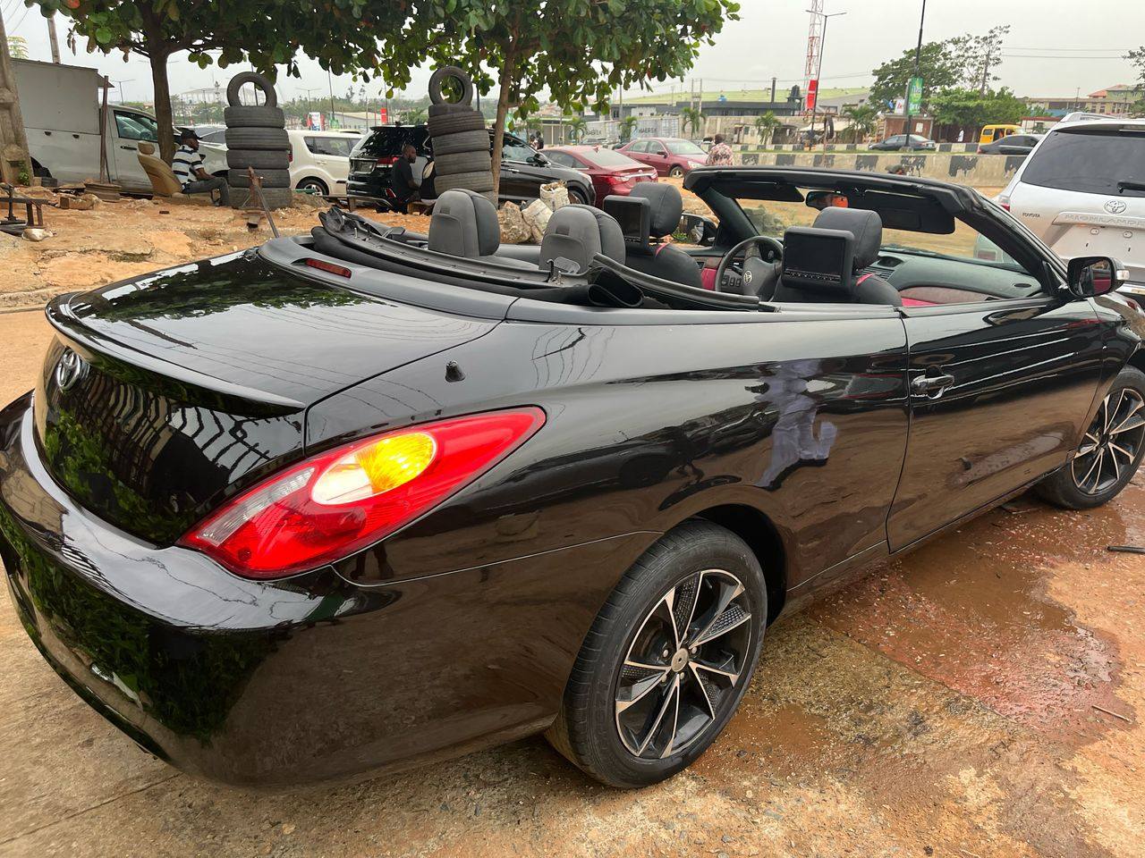 A picture of Toyota solara