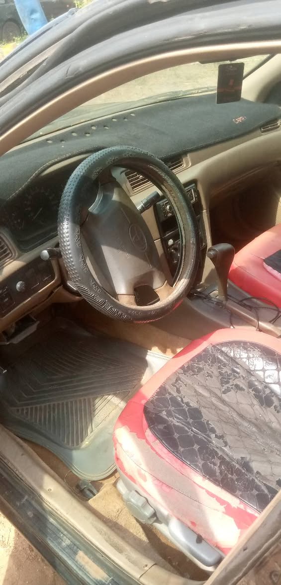 A picture of Toyota Camry Pencil Painted on first body 4plugs Engine Aoto