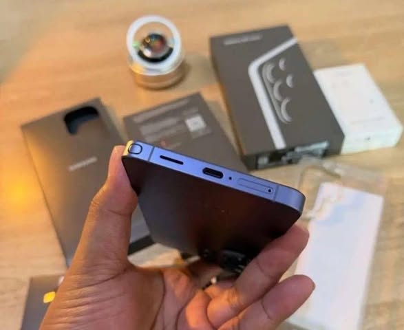 A picture of Samsung Galaxy S26 Ultra 5G 12 512