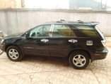 A picture of LEXUS Rx300 2002 model first body For sale