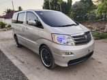 A picture of Toyota Alphard namba DX Bei mil 14 8 Ya mwaka