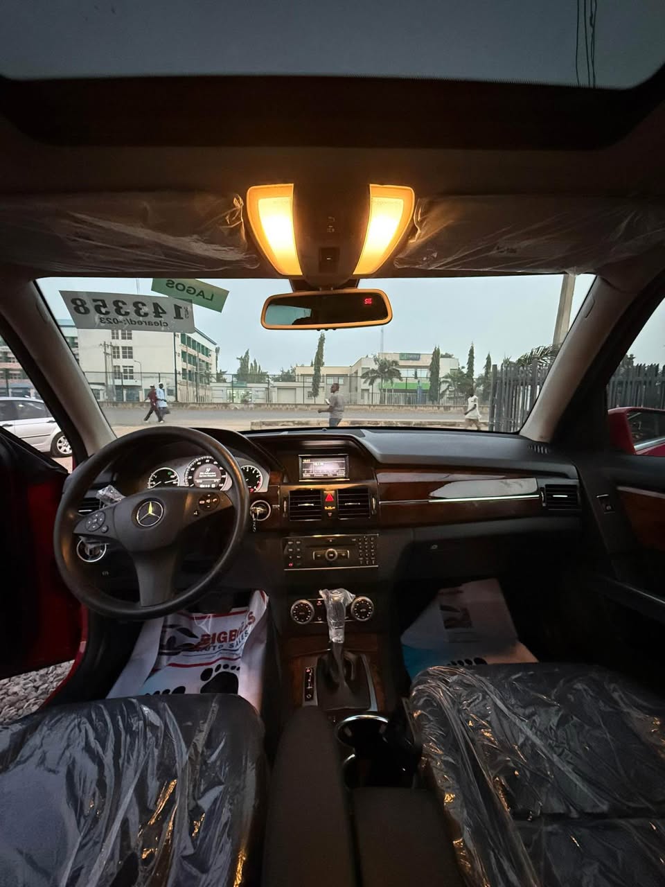A picture of MERCEDES BENZ GLK 350 2011 MODEL