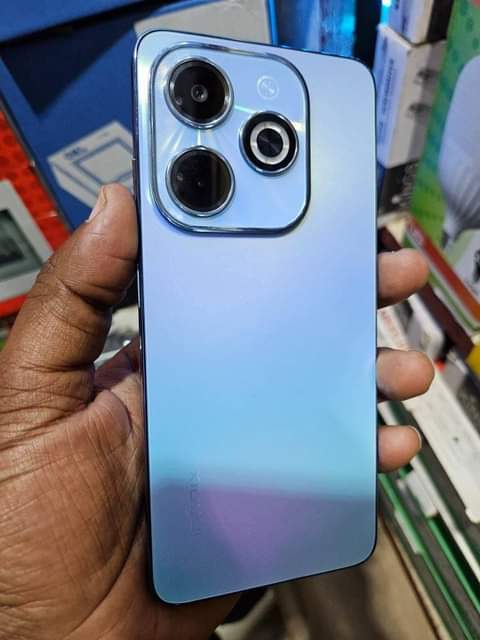 A picture of INFINIX HOT 40