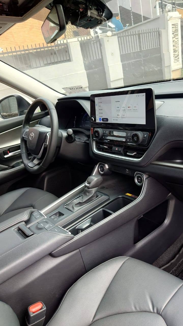 A picture of 2024 GRAND TOYOTA HIGHLANDER