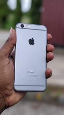 A picture of iphone 6 network Lock