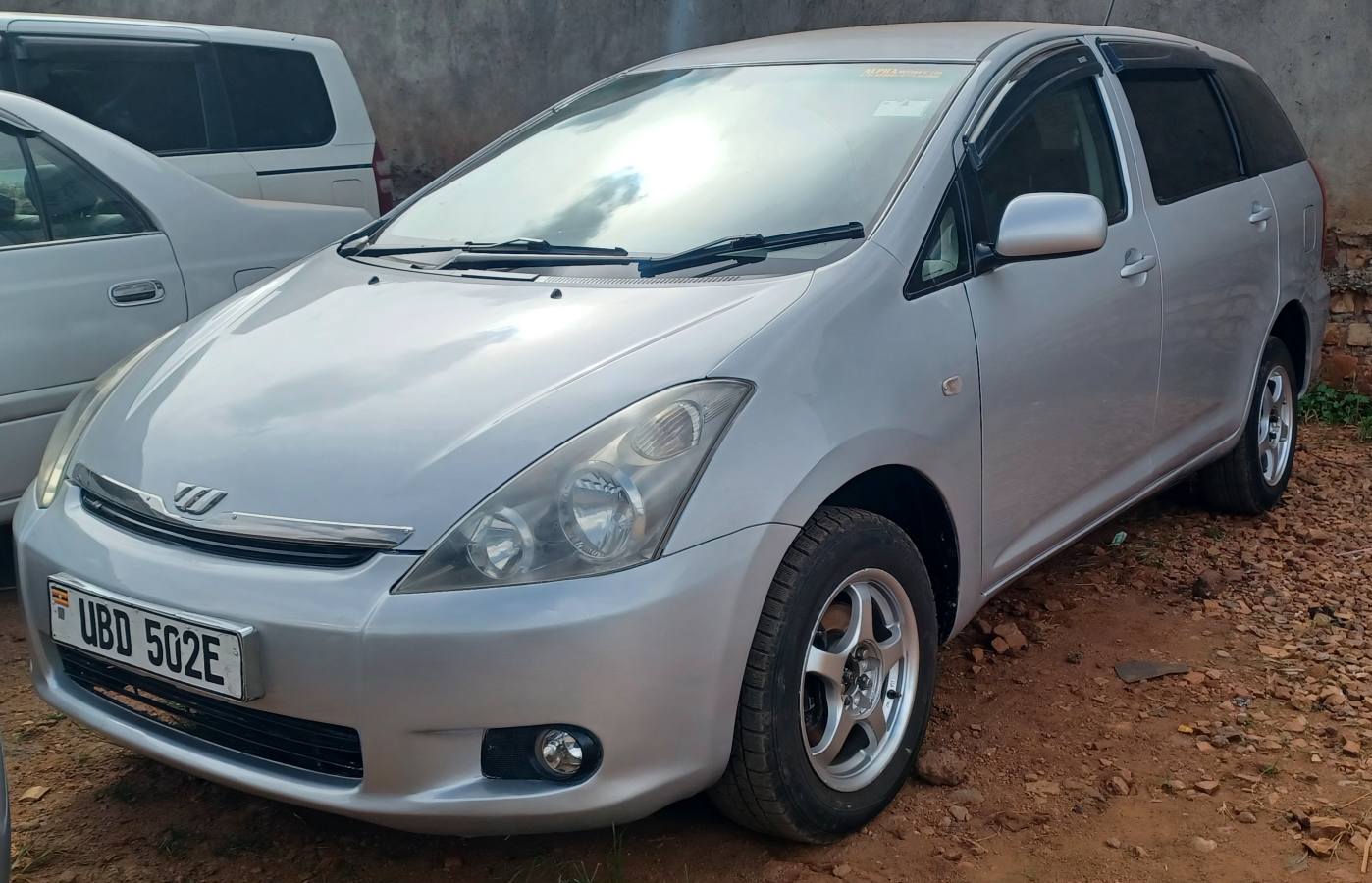A picture of TOYOTA WISH UBD QUICK SELL 18.8M CALL.0708 205740