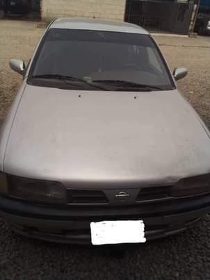A picture of 2000 Nissan Primera Classic