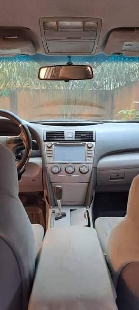 A picture of Toyota Camry 2010 4 plug venza engine Engine Ac Gear