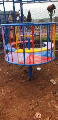 A picture of Play ground swings available0783095025 0754797112