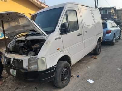 A picture of VOLKSWAGEN LT28 NEW MODEL AXLE TYPE WHATSAPP 07042385172 