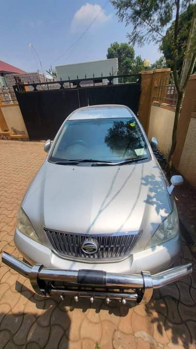 A picture of 2009 Toyota Harrier 2009