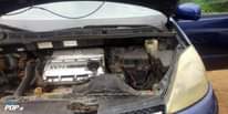 A picture of Dealer market toyota sienna 2003 model is for sale very
