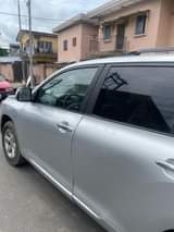 A picture of Relocation sales V Clean 2008 tokunbo standard Toyota Highlander partly