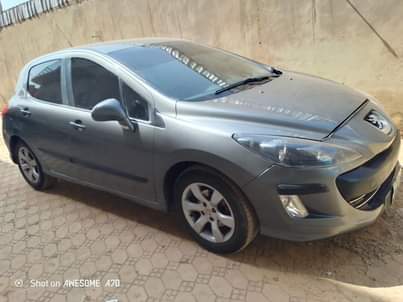 A picture of Clean peugeot 308 with normal 307 engine