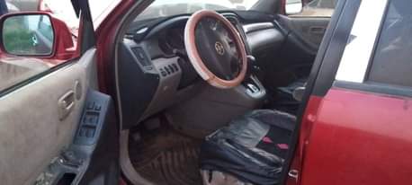 A picture of 2004 Toyota Highlander 2004 Alloy