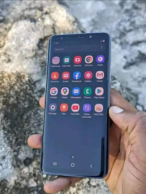A picture of samsung galaxy s9