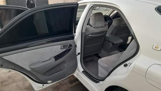 A picture of Toyota Crown Athlete