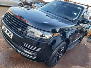 A picture of Range Rover...Diesel Engine...Model 2016 Face Lifted To Model 2022...Sunroofs...Call...0703273550
