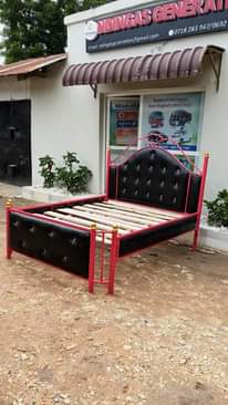 A picture of BEDSOFA MPYA ZA CHUMA SIZE 5 KWA 6