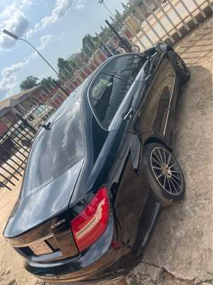 A picture of Mercedes Benz C350 2011