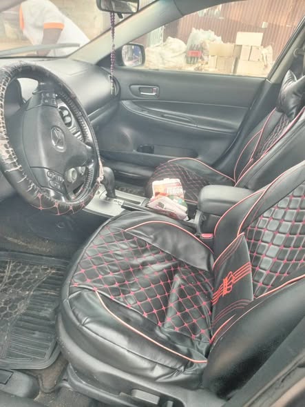 A picture of MAZDA 7