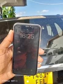 A picture of iPhone 11 Plain 64 Gb