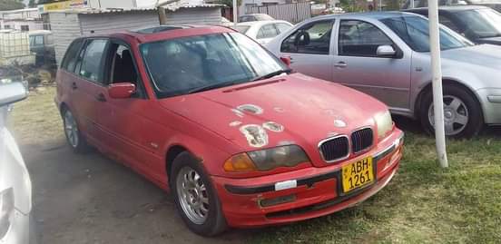 classifieds/cars bmw
